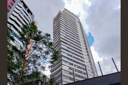 Apartamento à venda com 218m², 3 quartos e 4 vagas Apartamento à venda com 218m², 3 quartos e 4 vagasFachada do Prédio