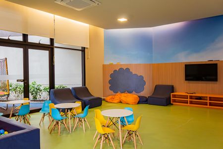 Apartamento à venda com 218m², 3 quartos e 4 vagas Apartamento à venda com 218m², 3 quartos e 4 vagasBrinquedoteca