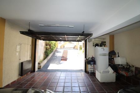 Casa à venda com 167m², 4 quartos e 4 vagasGaragem