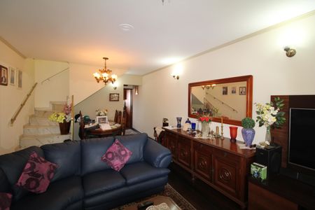 Casa à venda com 167m², 4 quartos e 4 vagasSala