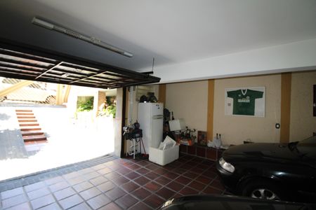 Casa à venda com 167m², 4 quartos e 4 vagasGaragem