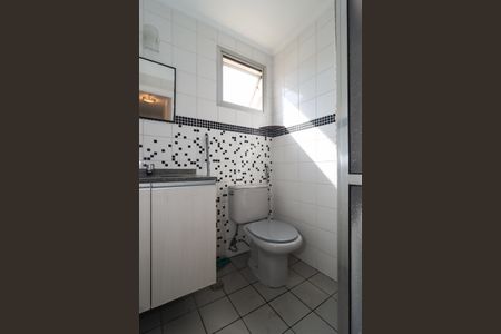 Apartamento para alugar com 55m², 2 quartos e 1 vaga Apartamento para alugar com 55m², 2 quartos e 1 vagaBanheiro