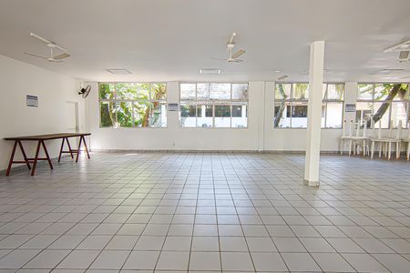 Apartamento à venda com 70m², 3 quartos e 1 vaga Apartamento à venda com 70m², 3 quartos e 1 vagaÁrea comum