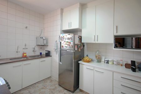 Casa à venda com 270m², 4 quartos e 4 vagasCozinha