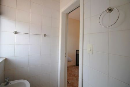 Casa à venda com 270m², 4 quartos e 4 vagasBanheiro de serviço