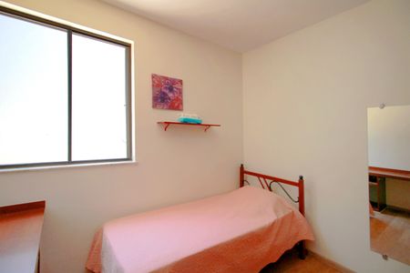 Casa à venda com 270m², 4 quartos e 4 vagas Casa à venda com 270m², 4 quartos e 4 vagasQuarto 2