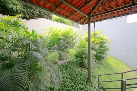 Casa à venda com 270m², 4 quartos e 4 vagasJardim