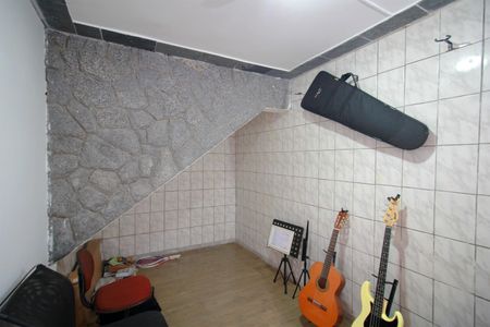 Casa à venda com 270m², 4 quartos e 4 vagasEscritório