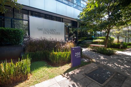 Studio para alugar com 33m², 1 quarto e 1 vaga Studio para alugar com 33m², 1 quarto e 1 vagaFachada