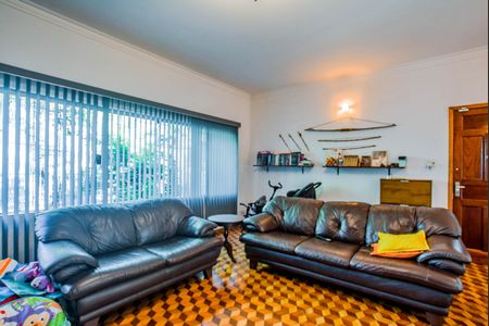 Casa para alugar com 300m², 3 quartos e 2 vagas Casa para alugar com 300m², 3 quartos e 2 vagasSala