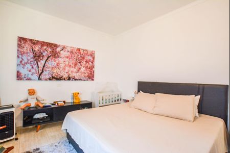 Casa para alugar com 300m², 3 quartos e 2 vagas Casa para alugar com 300m², 3 quartos e 2 vagasQuarto 2