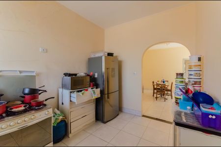 Casa à venda com 533m², 2 quartos e 2 vagas Casa à venda com 533m², 2 quartos e 2 vagasCozinha