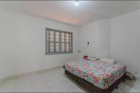 Casa à venda com 533m², 2 quartos e 2 vagas Casa à venda com 533m², 2 quartos e 2 vagasQuarto 2