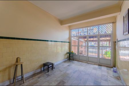 Casa à venda com 533m², 2 quartos e 2 vagas Casa à venda com 533m², 2 quartos e 2 vagasSala