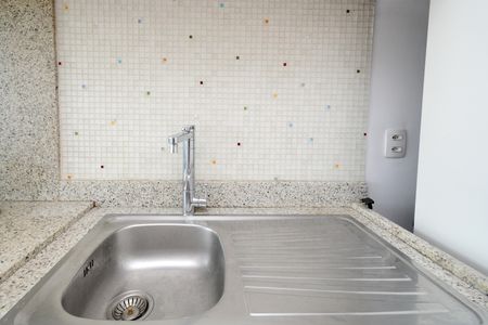 Apartamento para alugar com 52m², 2 quartos e 1 vagaDetalhe da cozinha