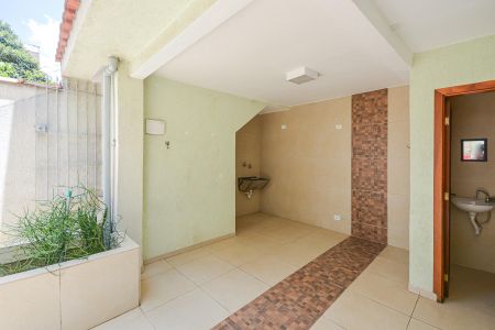 Casa à venda com 176m², 4 quartos e 3 vagas Casa à venda com 176m², 4 quartos e 3 vagasÁrea de Serviço