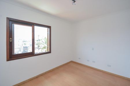 Casa à venda com 176m², 4 quartos e 3 vagas Casa à venda com 176m², 4 quartos e 3 vagasQuarto 1