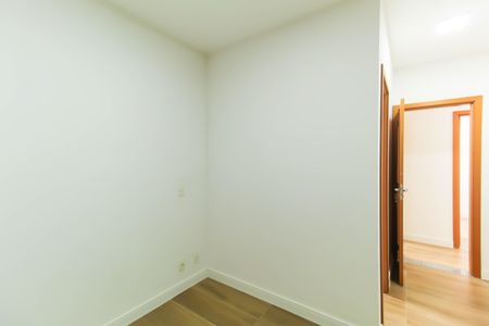Apartamento para alugar com 74m², 3 quartos e 1 vagaQuarto 2 - Suíte
