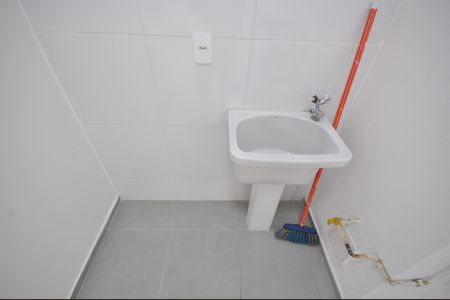 Apartamento para alugar com 34m², 2 quartos e sem vagaÁrea de Serviço
