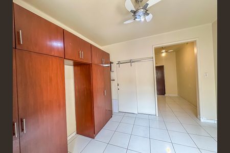 Apartamento à venda com 38m², 1 quarto e sem vagaSala