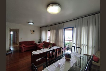 Apartamento à venda com 125m², 4 quartos e 3 vagas Apartamento à venda com 125m², 4 quartos e 3 vagasSala