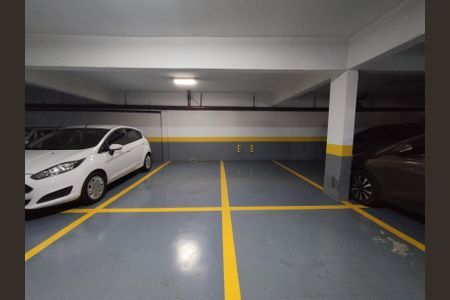 Apartamento à venda com 125m², 4 quartos e 3 vagas Apartamento à venda com 125m², 4 quartos e 3 vagasTrês vagas Cobertas