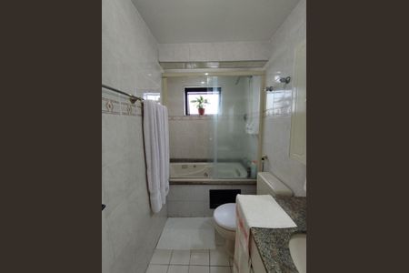 Apartamento à venda com 125m², 4 quartos e 3 vagas Apartamento à venda com 125m², 4 quartos e 3 vagasBanheiro - torneira