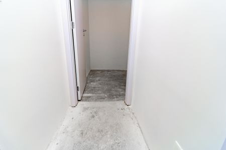 Apartamento à venda com 233m², 4 quartos e 3 vagas Apartamento à venda com 233m², 4 quartos e 3 vagasQuarto de Serviço