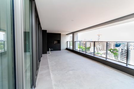 Apartamento à venda com 233m², 4 quartos e 3 vagas Apartamento à venda com 233m², 4 quartos e 3 vagasSala
