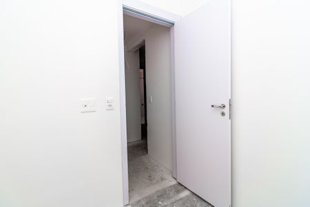 Apartamento à venda com 233m², 4 quartos e 3 vagas Apartamento à venda com 233m², 4 quartos e 3 vagasQuarto de Serviço