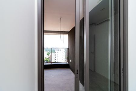 Apartamento à venda com 233m², 4 quartos e 3 vagas Apartamento à venda com 233m², 4 quartos e 3 vagasSuíte 4
