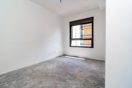 Apartamento à venda com 233m², 4 quartos e 3 vagas Apartamento à venda com 233m², 4 quartos e 3 vagasSuíte 2