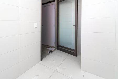 Apartamento à venda com 233m², 4 quartos e 3 vagas Apartamento à venda com 233m², 4 quartos e 3 vagasLavanderia