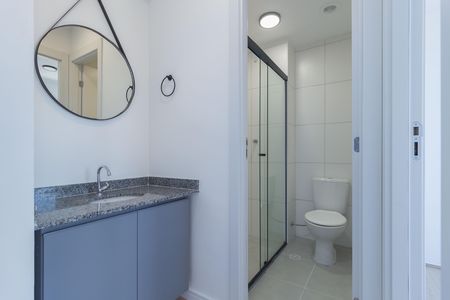 Apartamento para alugar com 37m², 2 quartos e sem vaga Apartamento para alugar com 37m², 2 quartos e sem vagaBanheiro