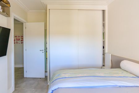 Apartamento à venda com 187m², 4 quartos e 3 vagas Apartamento à venda com 187m², 4 quartos e 3 vagasQuarto 2