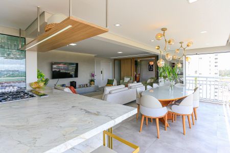 Apartamento à venda com 187m², 4 quartos e 3 vagas Apartamento à venda com 187m², 4 quartos e 3 vagasCozinha
