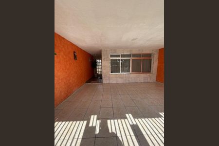 Casa à venda com 200m², 3 quartos e 2 vagas Casa à venda com 200m², 3 quartos e 2 vagasGaragem