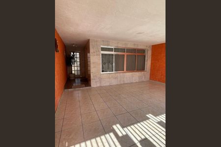 Casa à venda com 200m², 3 quartos e 2 vagas Casa à venda com 200m², 3 quartos e 2 vagasGaragem