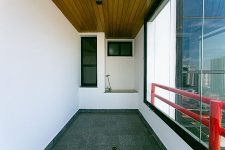 Apartamento à venda com 286m², 4 quartos e 3 vagasVaranda da Sala 1