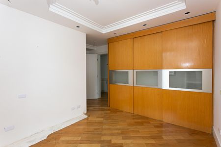 Apartamento à venda com 286m², 4 quartos e 3 vagasSuíte 1