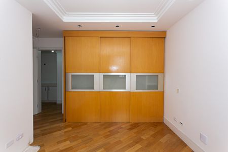 Apartamento à venda com 286m², 4 quartos e 3 vagasSuíte 1