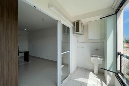 Studio à venda com 36m², 1 quarto e sem vaga Studio à venda com 36m², 1 quarto e sem vagaVaranda