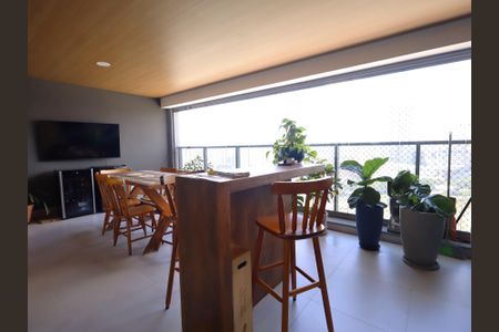 Apartamento à venda com 265m², 4 quartos e 4 vagasVaranda gourmet