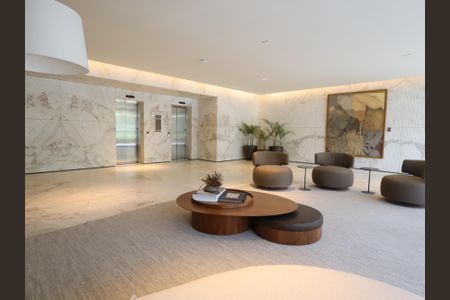 Apartamento à venda com 265m², 4 quartos e 4 vagasHall social