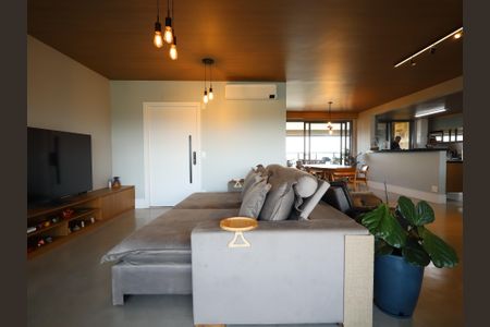 Apartamento à venda com 265m², 4 quartos e 4 vagasSala de TV