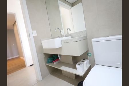 Apartamento à venda com 265m², 4 quartos e 4 vagasBanheiro da Suíte 3