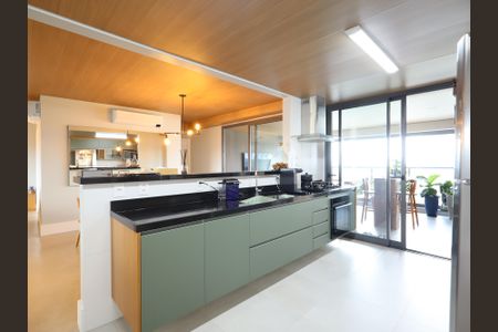 Apartamento à venda com 265m², 4 quartos e 4 vagasCozinha