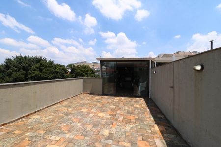 Apartamento à venda com 161m², 2 quartos e 3 vagasCobertura - Quintal