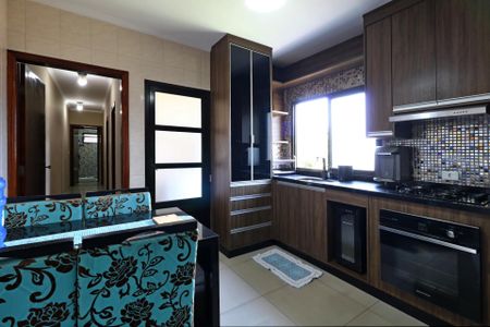 Apartamento à venda com 161m², 2 quartos e 3 vagasCozinha