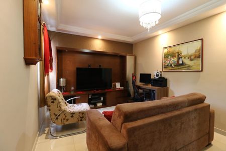 Apartamento à venda com 161m², 2 quartos e 3 vagasSala